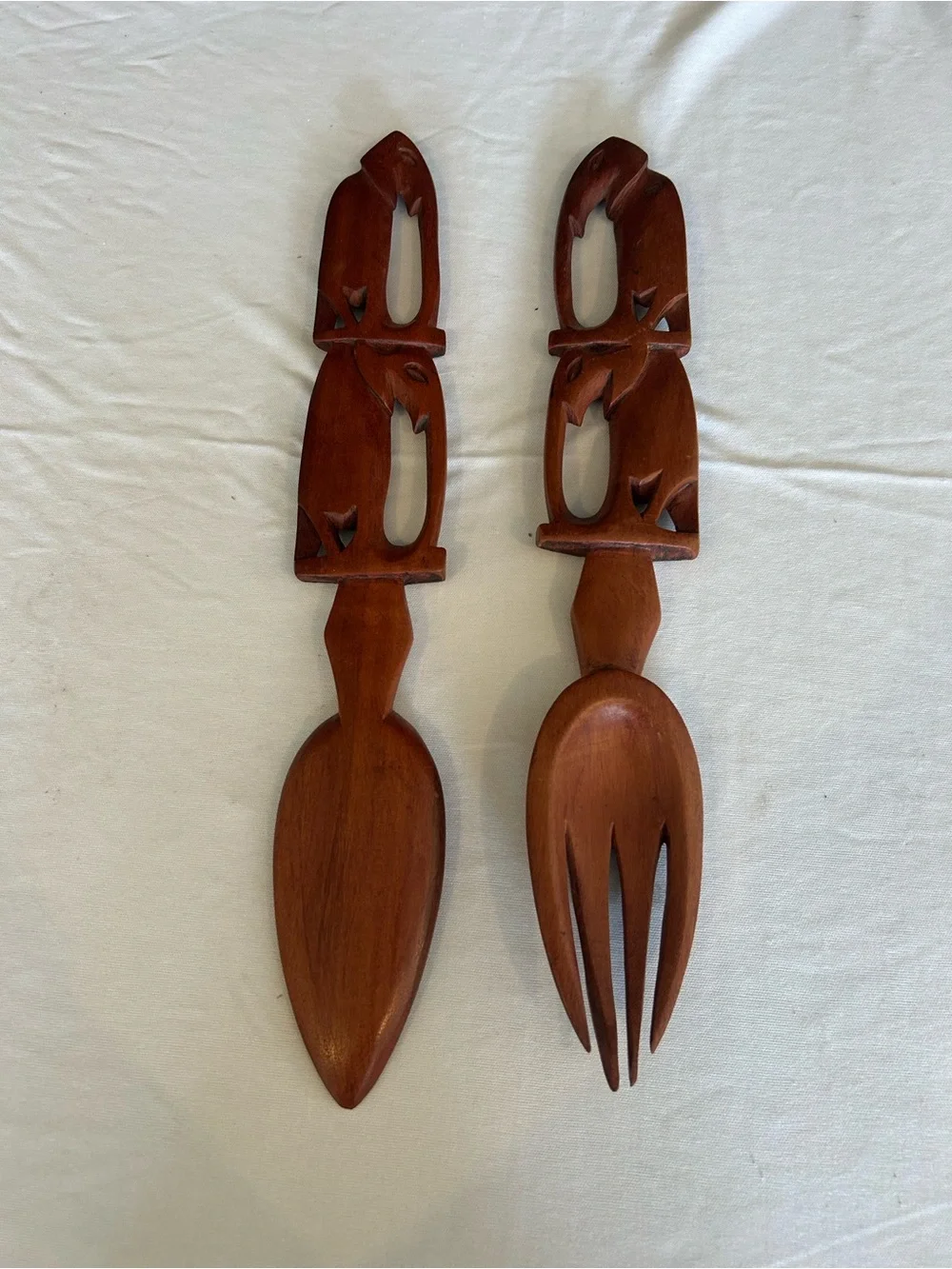 Hand-Carved Brown Wooden Salad Serving Set - Decorative Fork & Spoon